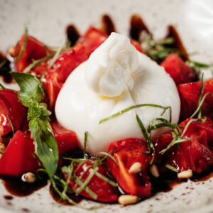 Закуска с сыром Буррата